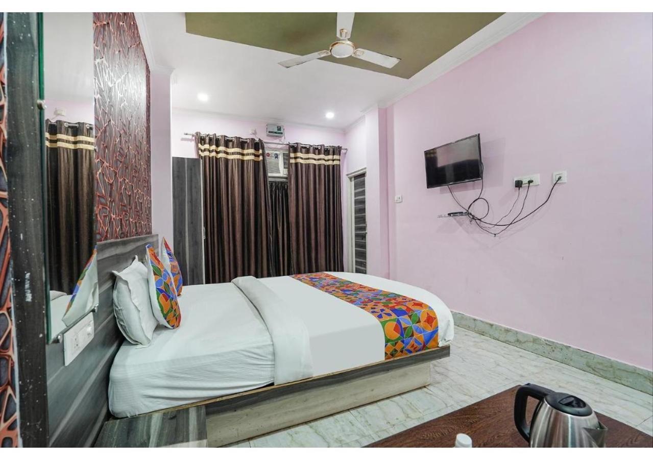 Ashiyana Hotel Varanasi Exterior photo